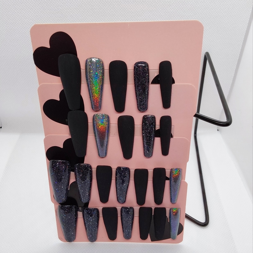 HAND PAINTED PRESS ON NAILS, REFLECTIVE GLITTER, LONG COFFIN, 24 NAILS - Picture 2 of 4